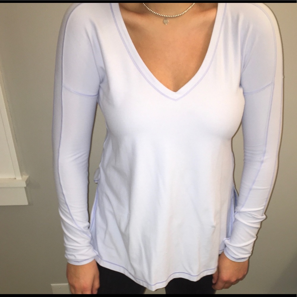 Let Be Long Lulu Lemon V-neck
